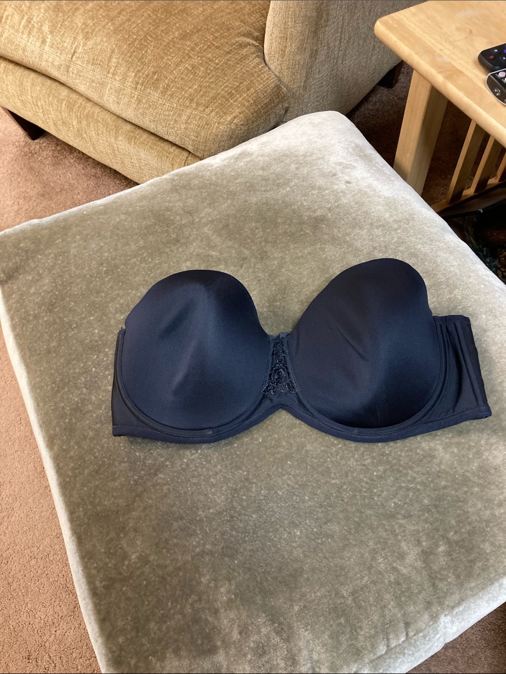 Vanity Fair Strapless Black Molded Cup Bra